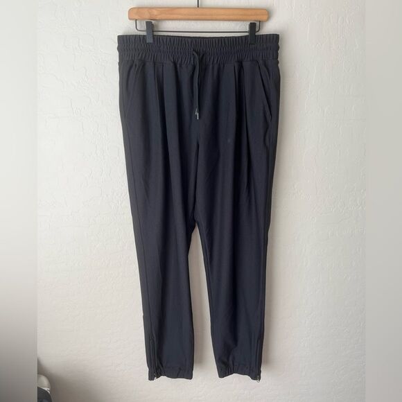 Lorna Jane Luxury Ankle Zip Joggers Pants Black Size Large NEW NWT - Picture 4 of 9